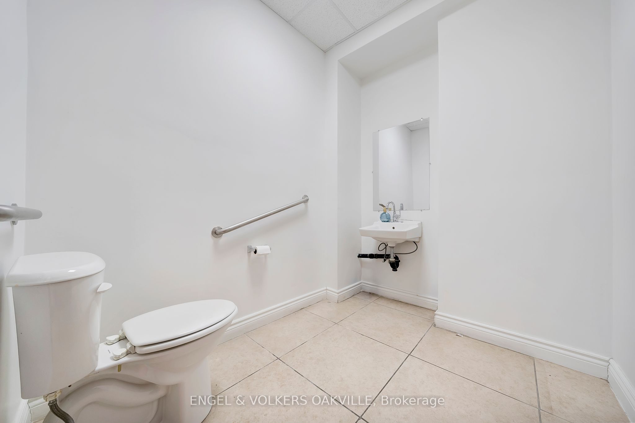 #38 - 9141 Derry Road Property Photo 30