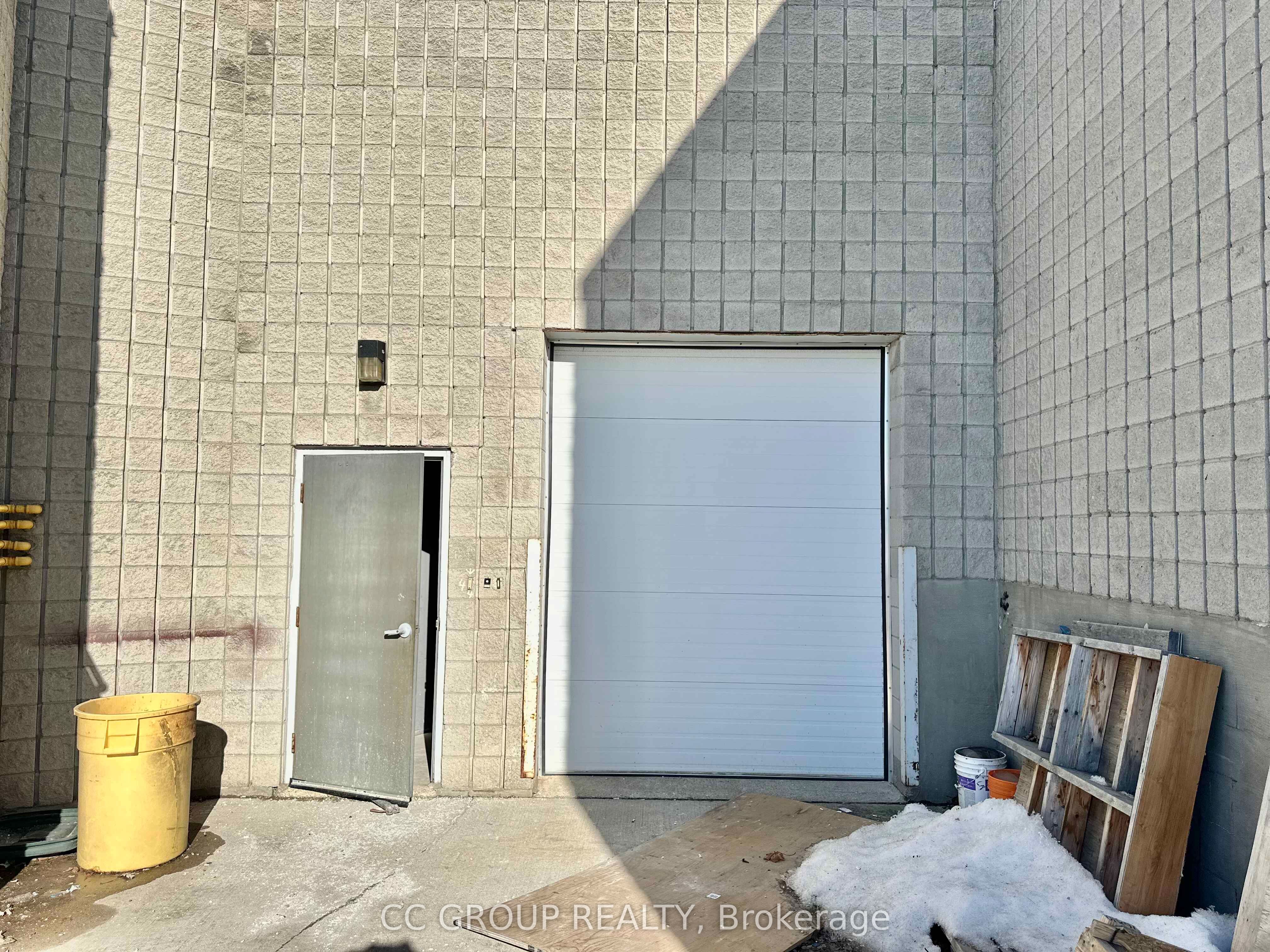 #3 - 2660 Meadowvale Boulevard Property Photo 20