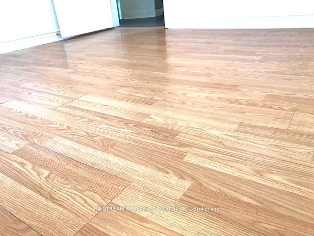 426 Royal York Road Property Photo 16