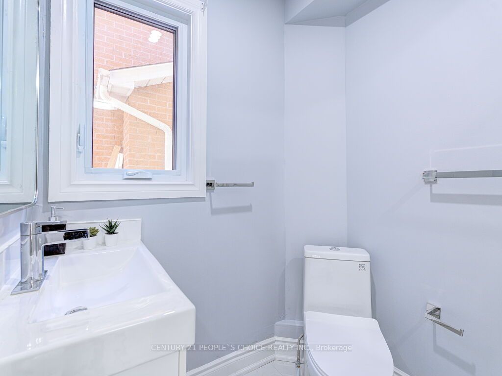 6127 Silken Laumann Way Property Photo 22