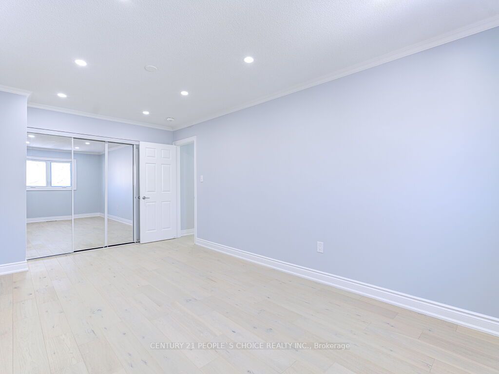 6127 Silken Laumann Way Property Photo 39