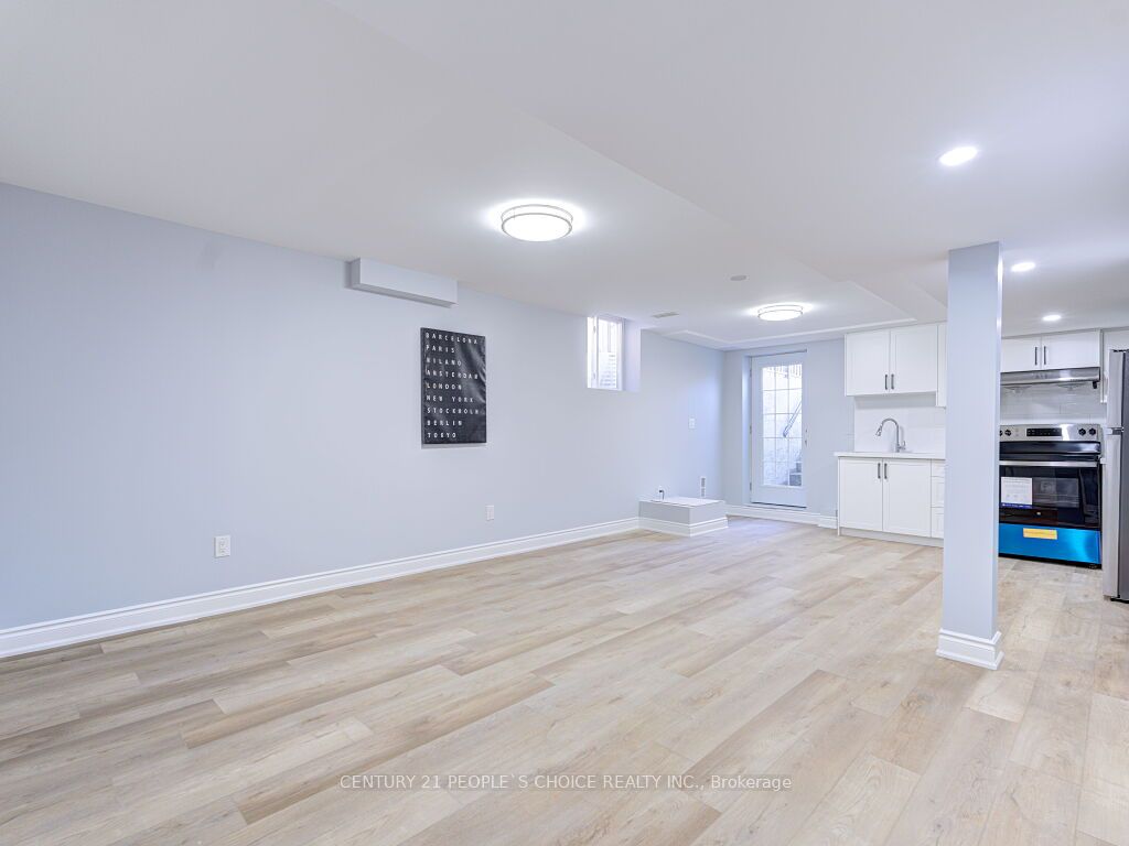 6127 Silken Laumann Way Property Photo 42