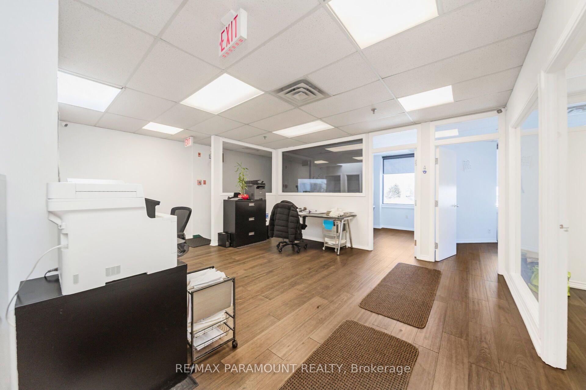#12 # 202 - 2600 Skymark Avenue Property Photo 15