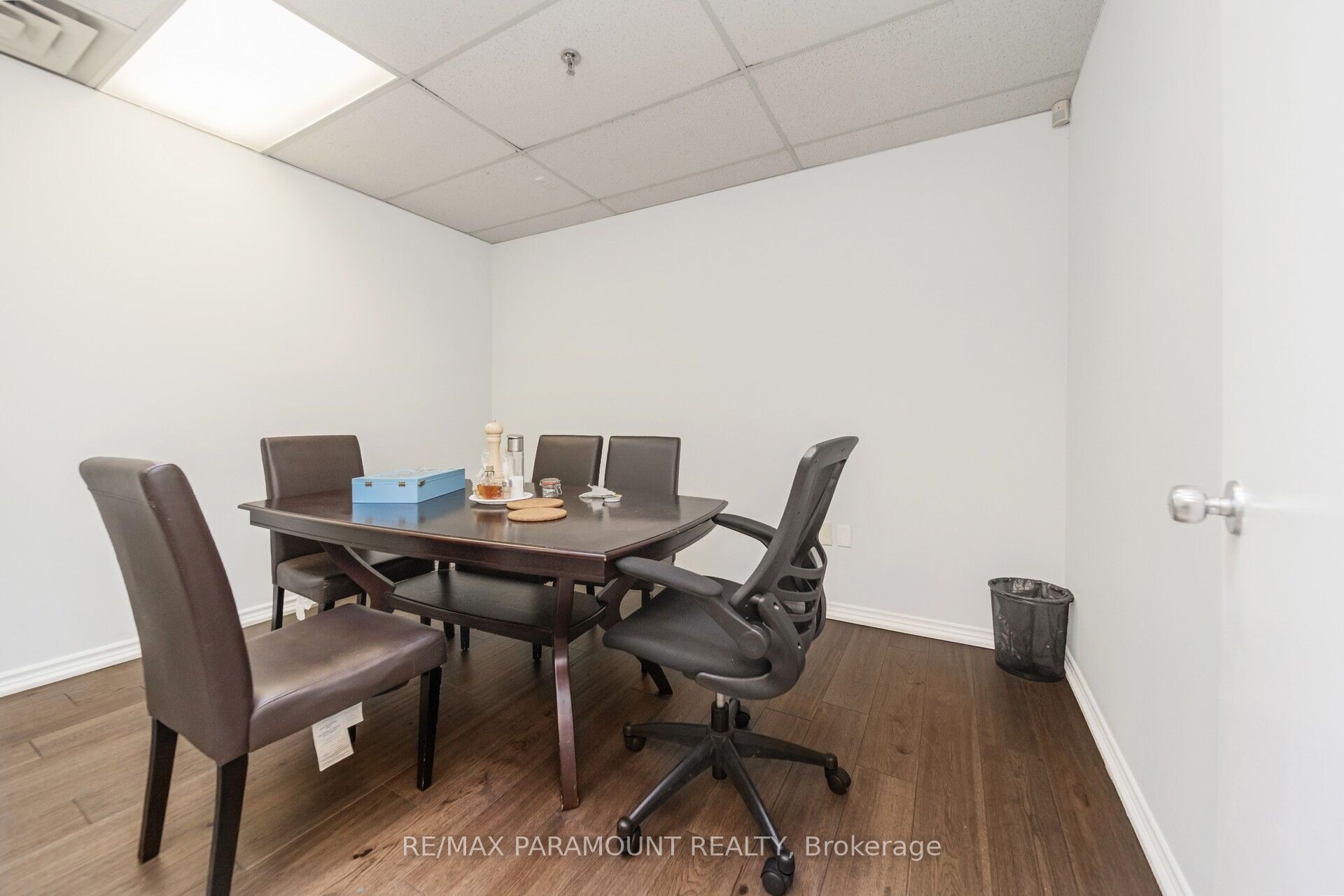 #12 # 202 - 2600 Skymark Avenue Property Photo 30