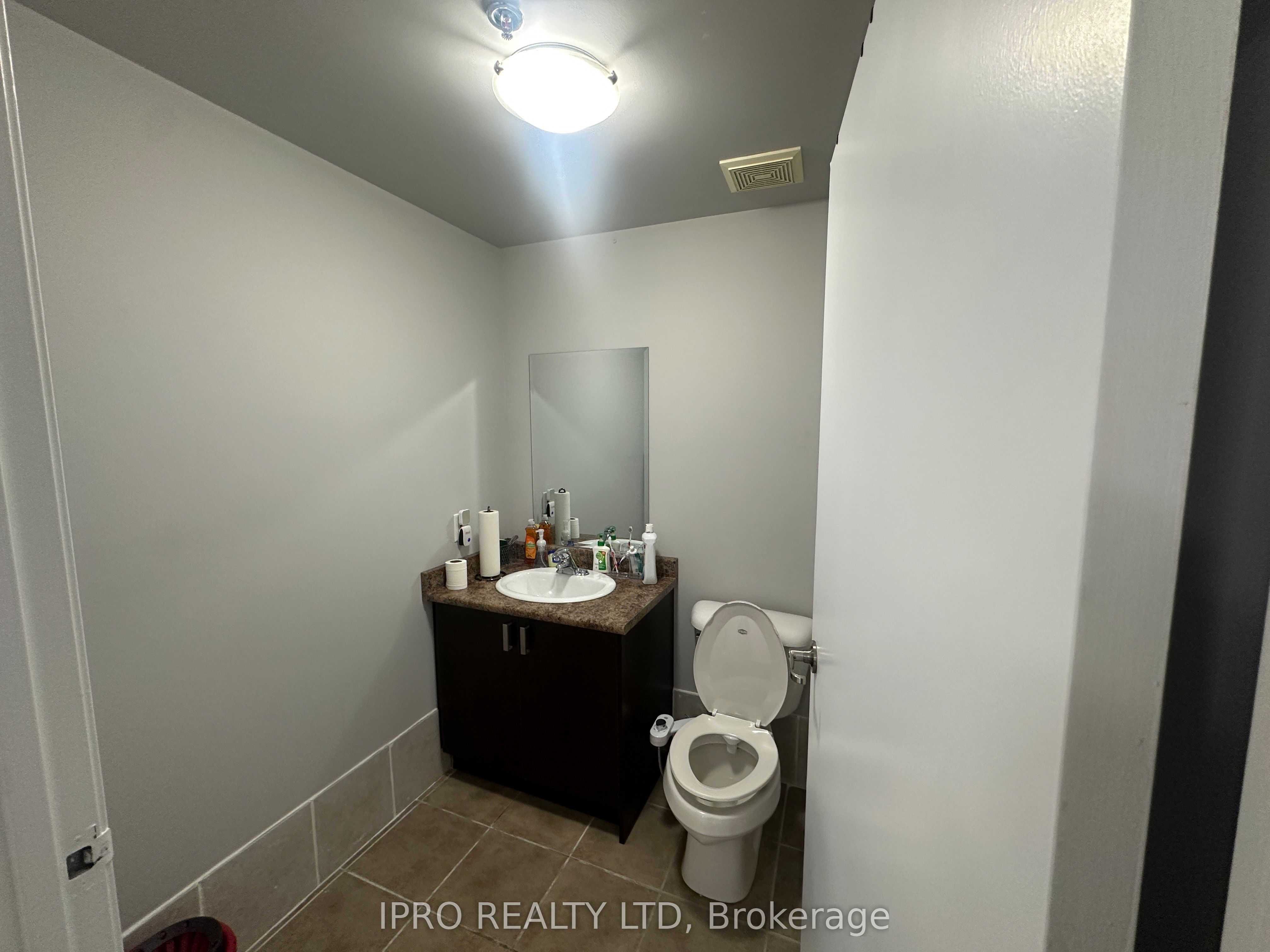 #26 - 1310 Mid-way Boulevard Property Photo 8
