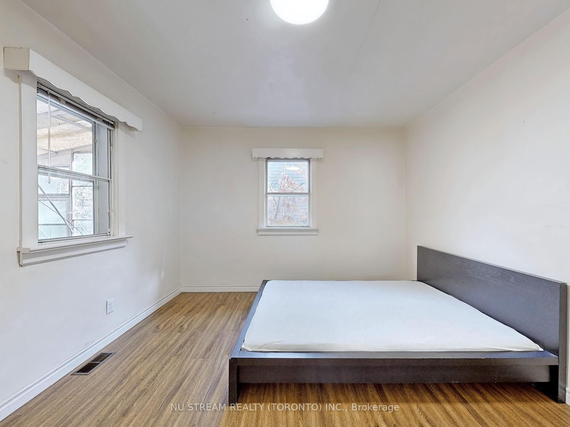 #full House - 23 Mississauga Road Property Photo 19