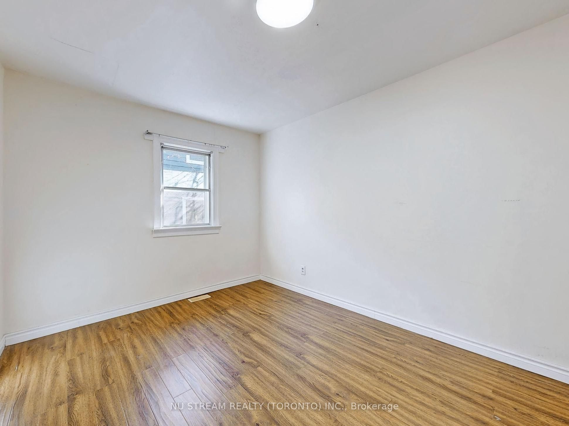 #full House - 23 Mississauga Road Property Photo 20