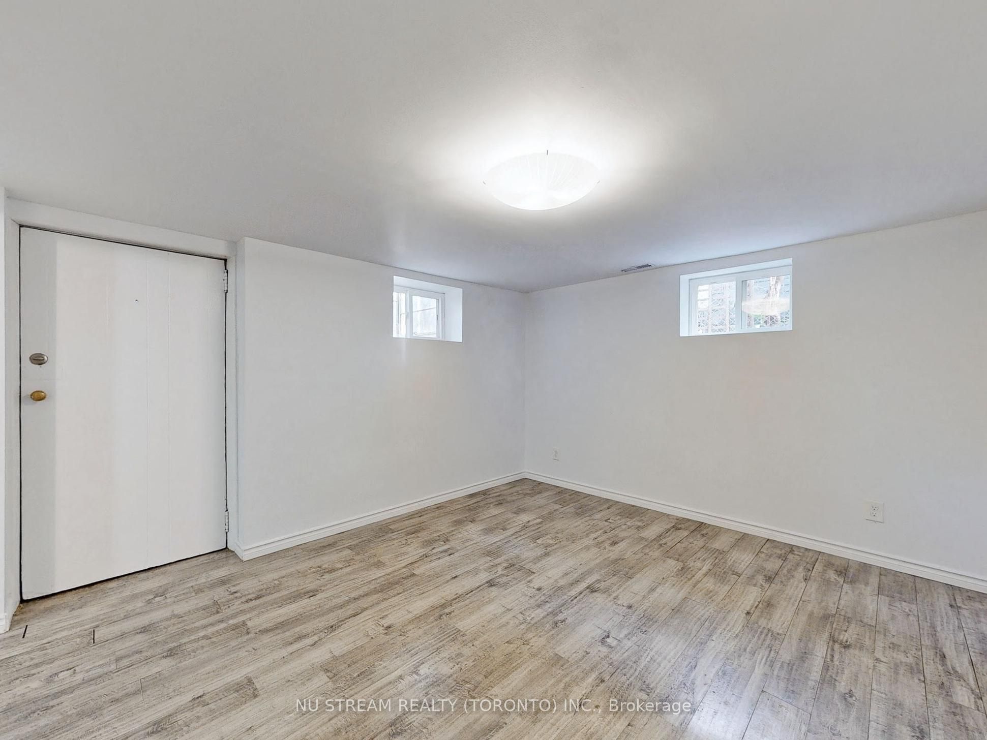 #full House - 23 Mississauga Road Property Photo 33