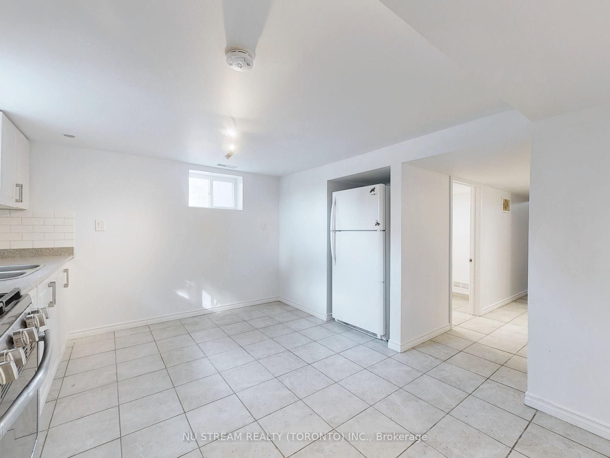 #full House - 23 Mississauga Road Property Photo 36