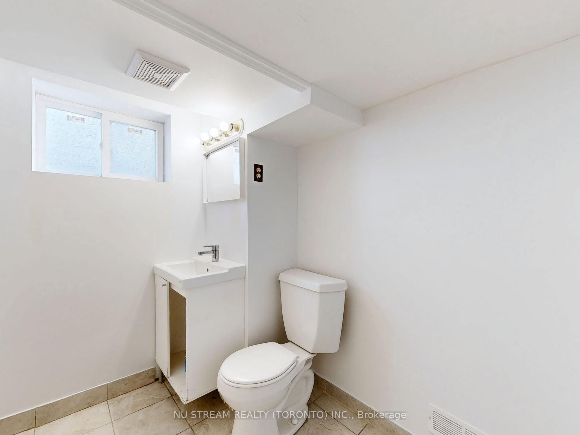 #full House - 23 Mississauga Road Property Photo 39