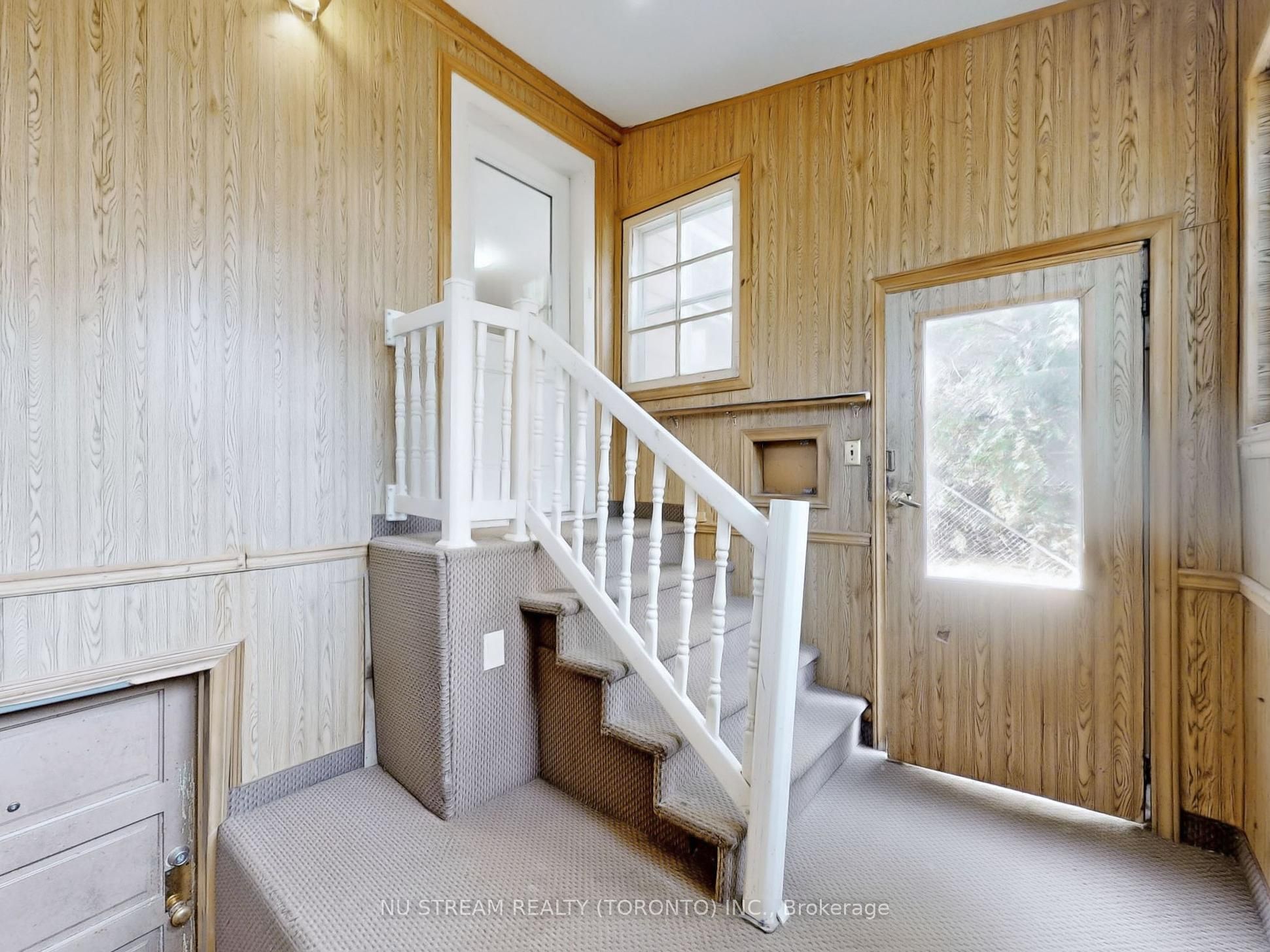 #full House - 23 Mississauga Road Property Photo 42