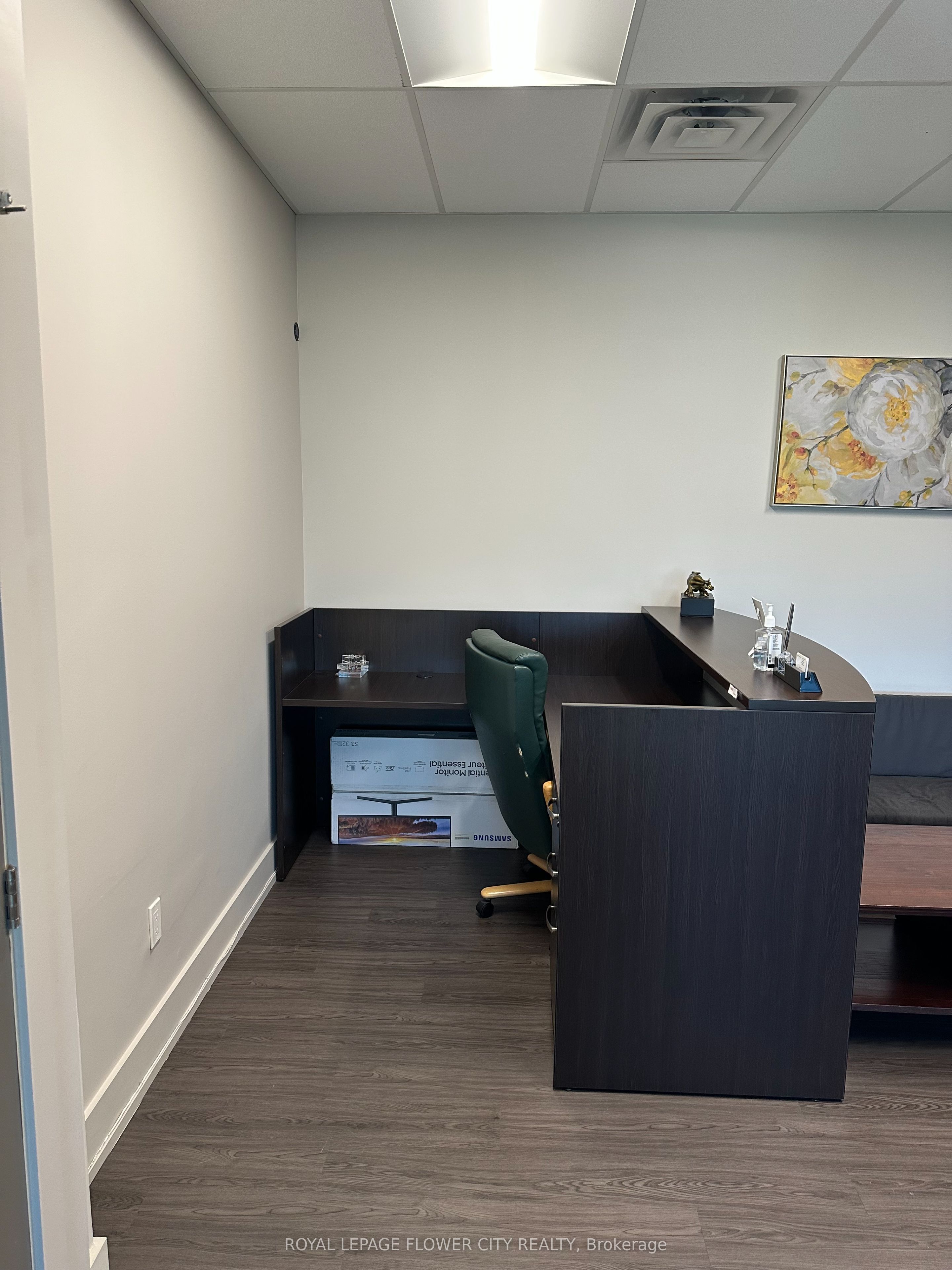 #318 - 50 Sunny Meadow Boulevard Property Photo 6