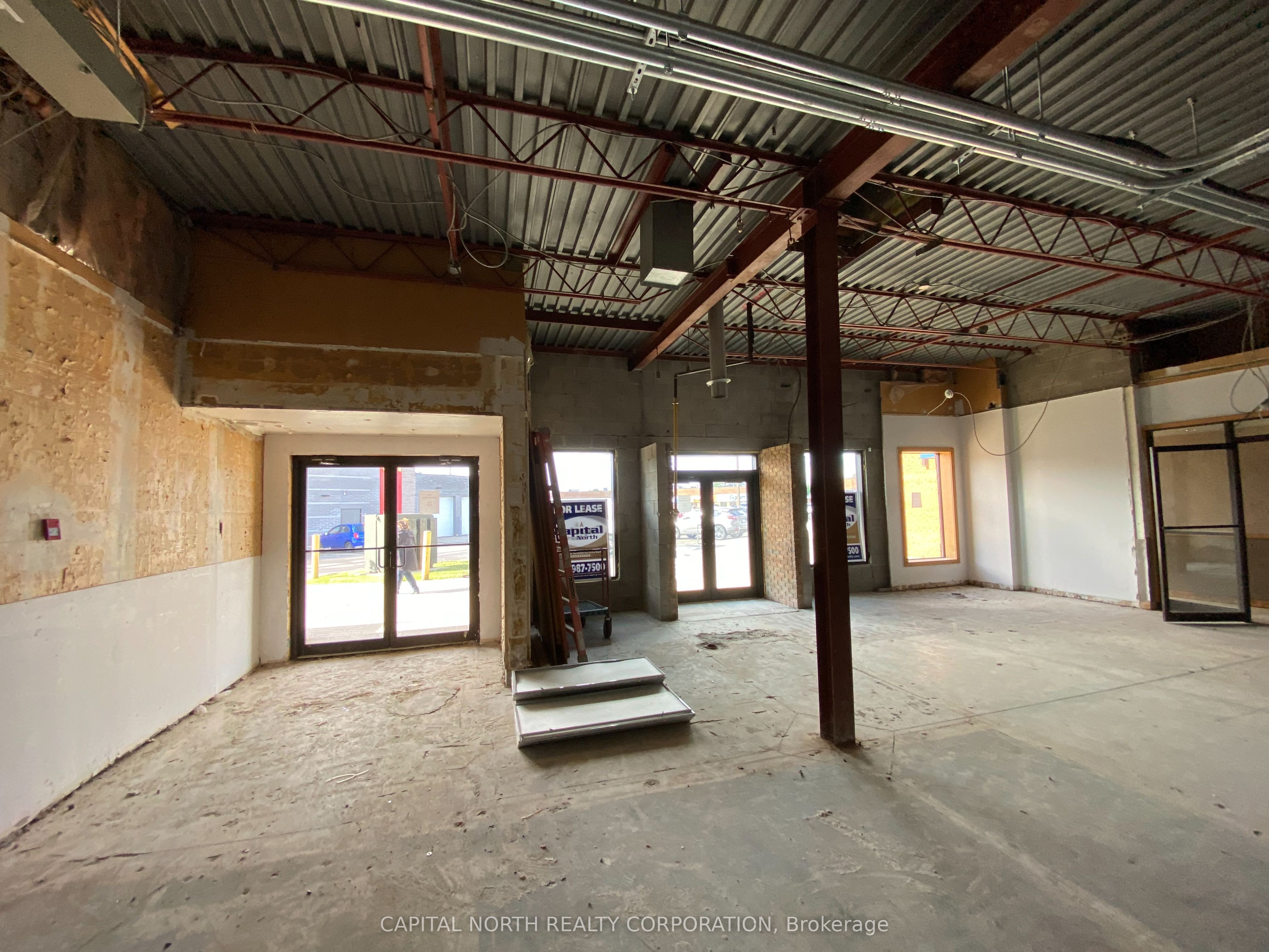 #120-121 - 4490 Fairview Street Property Photo 4
