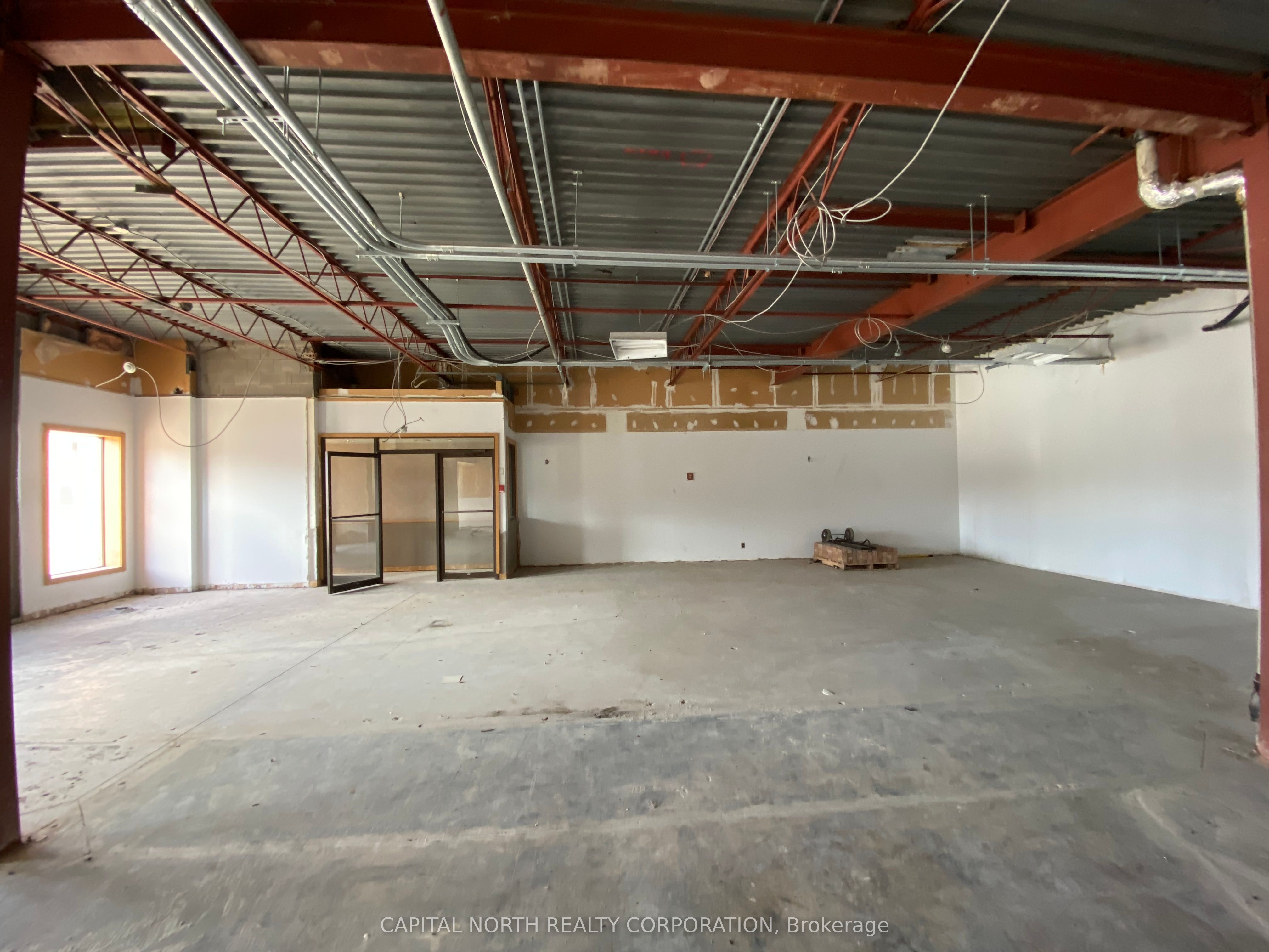 #120-121 - 4490 Fairview Street Property Photo 6