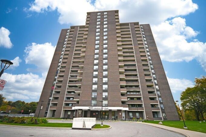 #404 - 1535 Lakeshore Road Property Photo 1