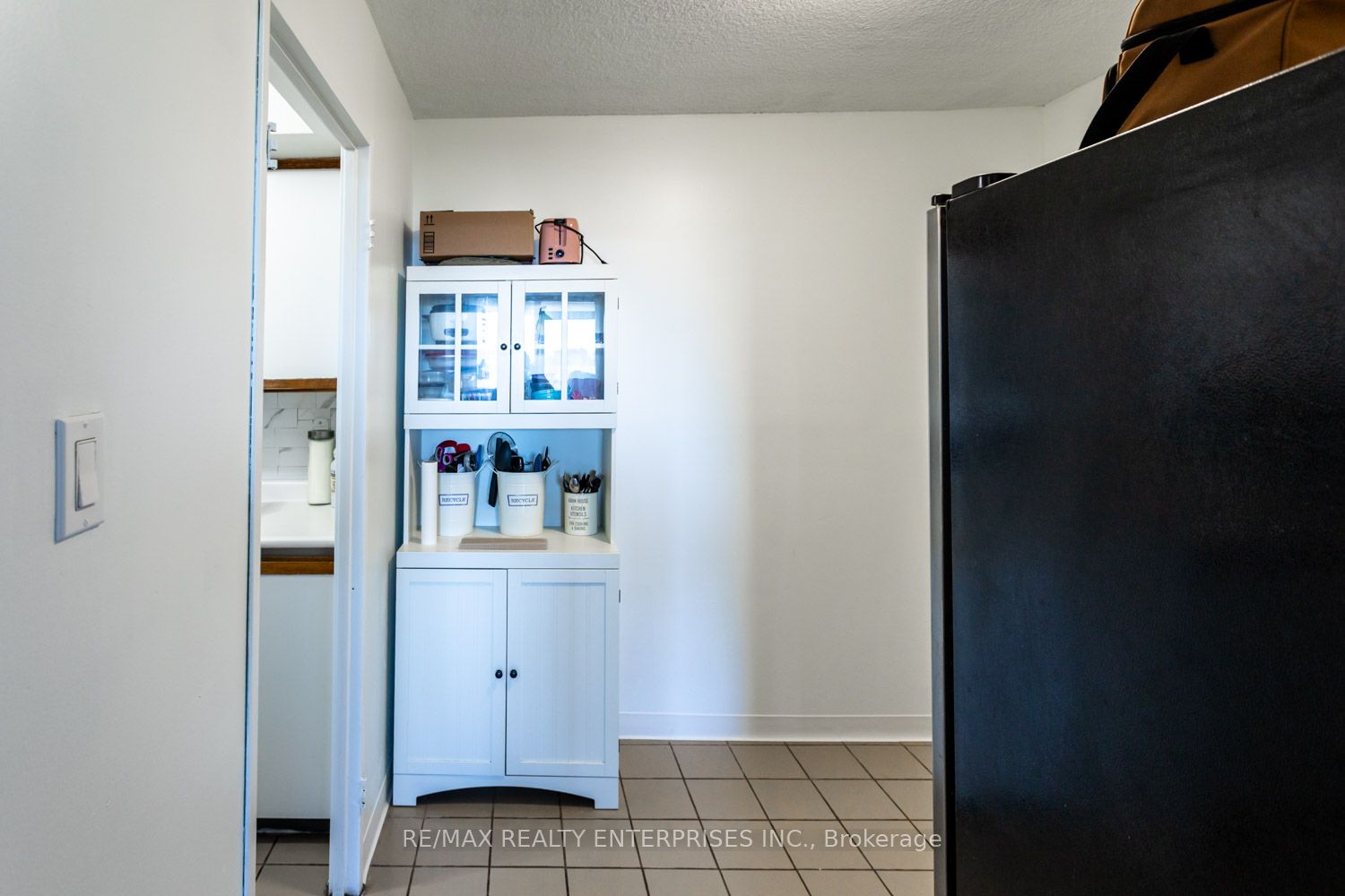 #404 - 1535 Lakeshore Road Property Photo 20