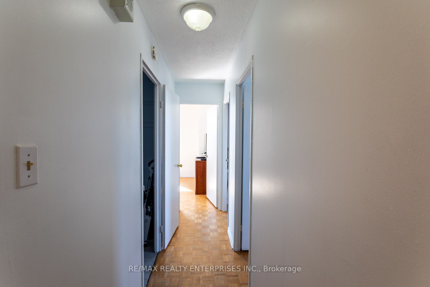 #404 - 1535 Lakeshore Road Property Photo 22