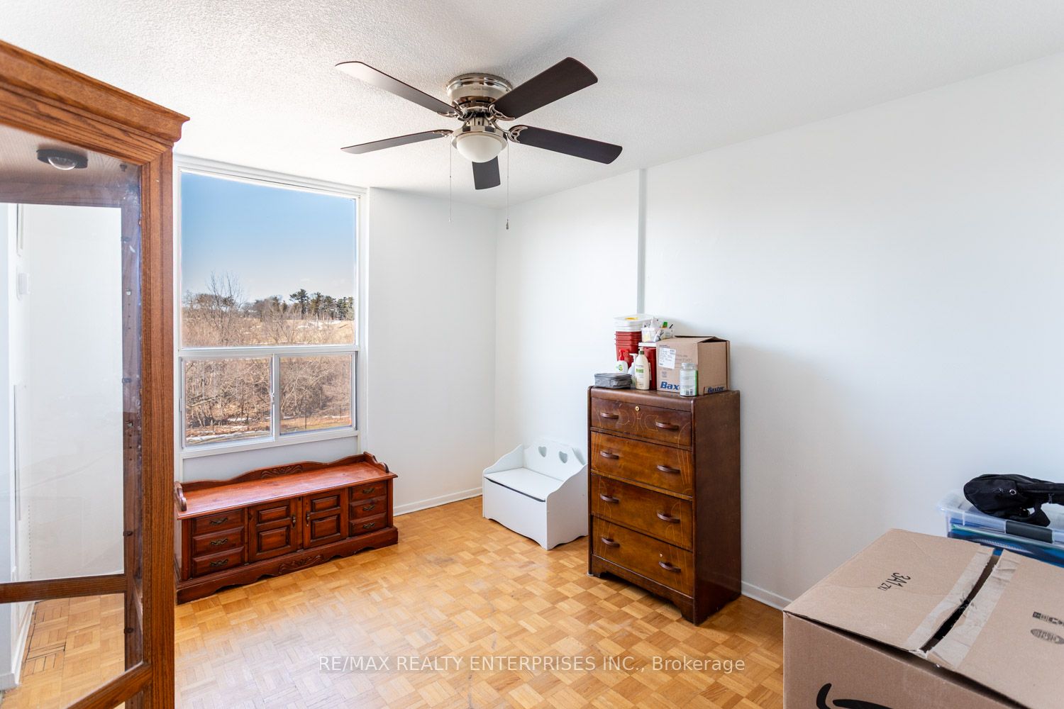 #404 - 1535 Lakeshore Road Property Photo 23