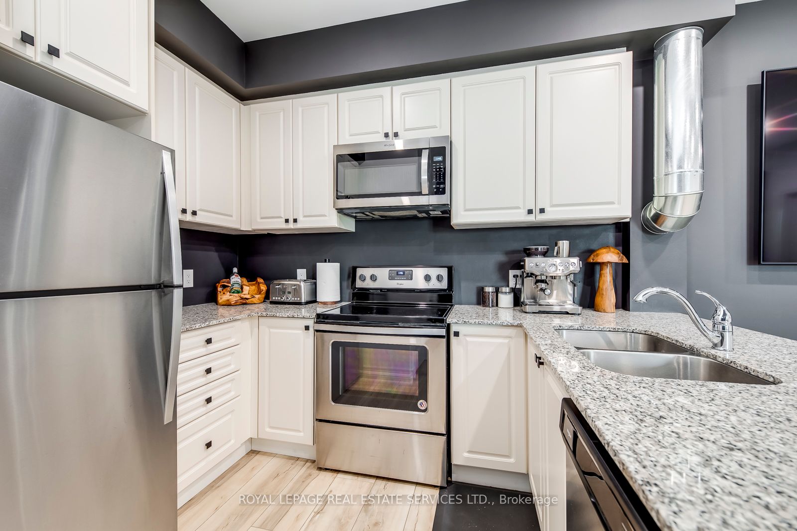 2393 Bronte Road 302 Property Photo 17