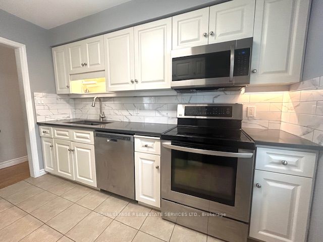 #main - 16 Ambleside Avenue Property Photo 9