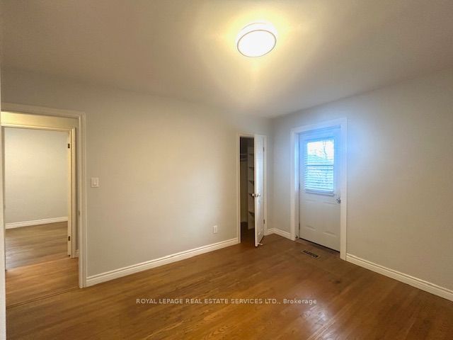 #main - 16 Ambleside Avenue Property Photo 17