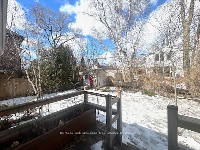 #main - 16 Ambleside Avenue Property Photo 24