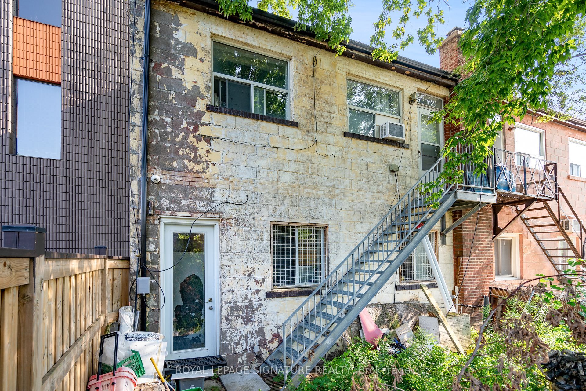 724 Wilson Avenue Property Photo 4
