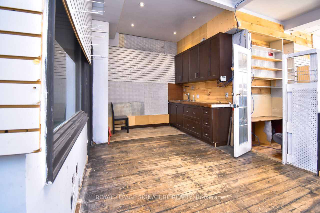 724 Wilson Avenue Property Photo 6