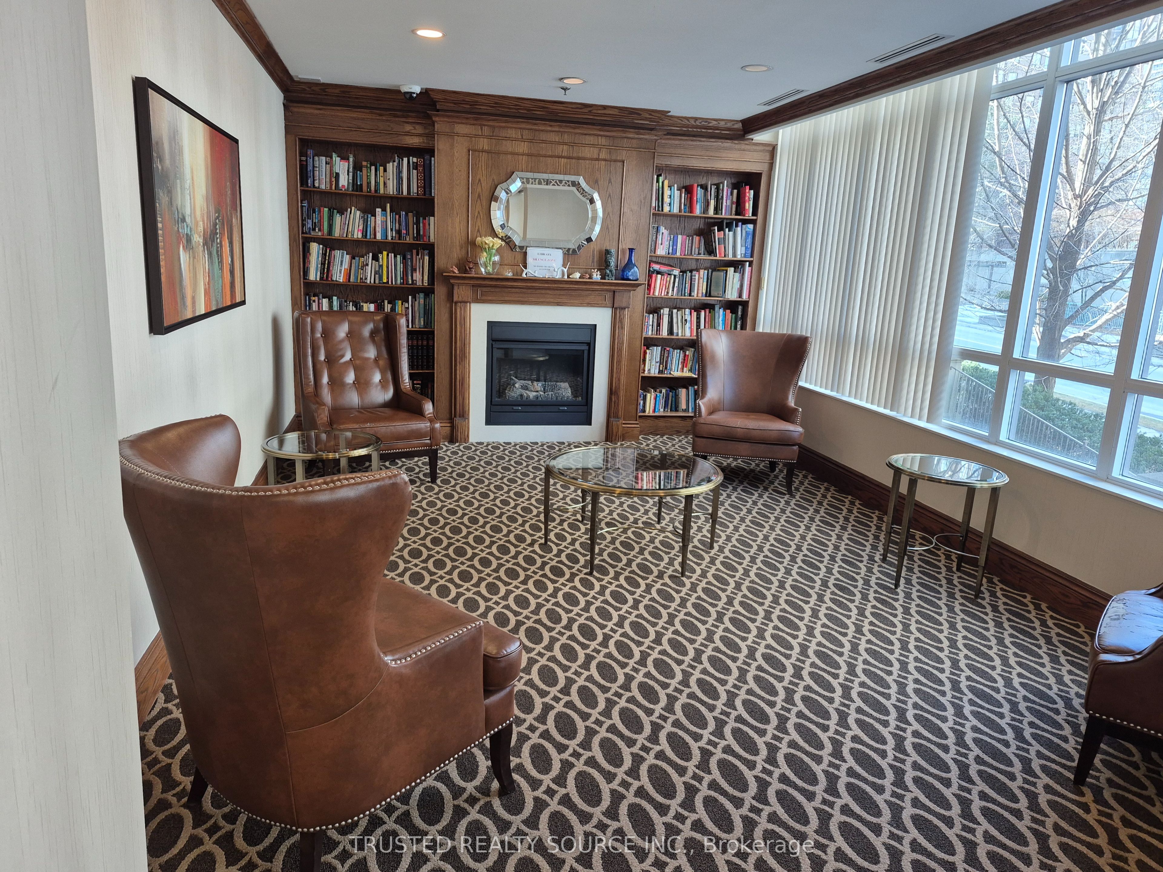 #2302 - 156 Enfield Place Property Photo 5