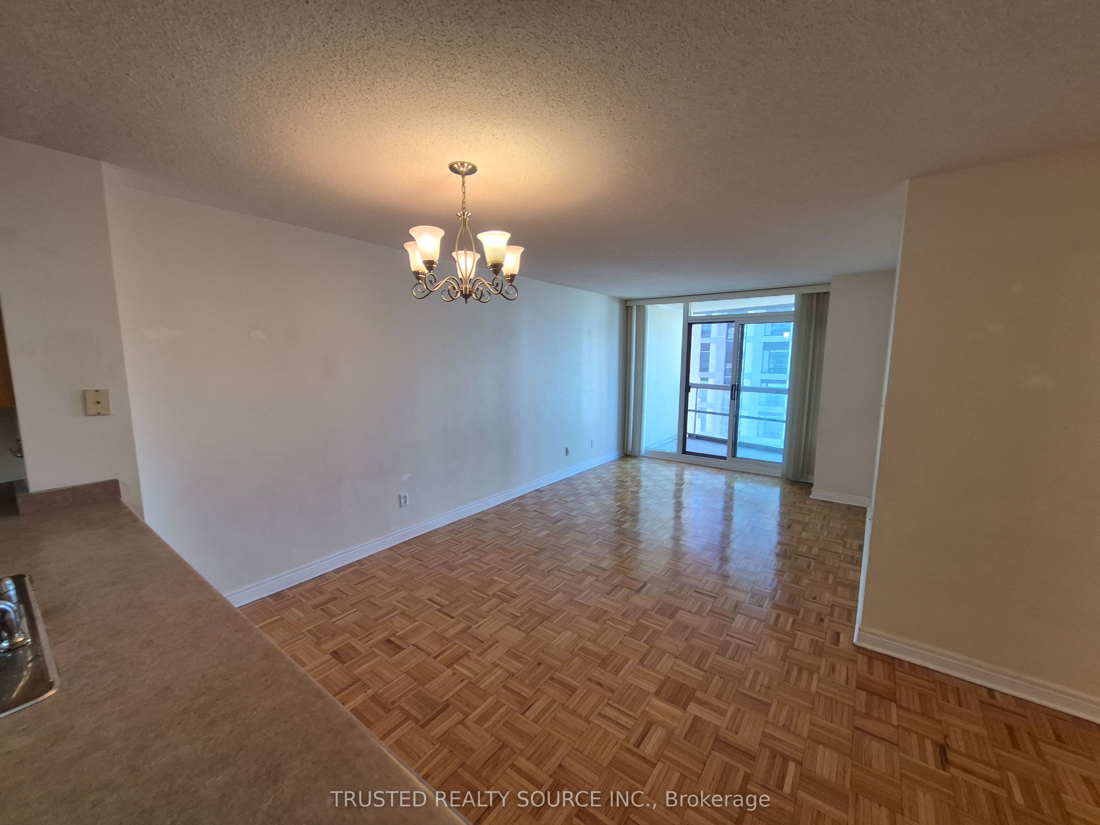 #2302 - 156 Enfield Place Property Photo 11