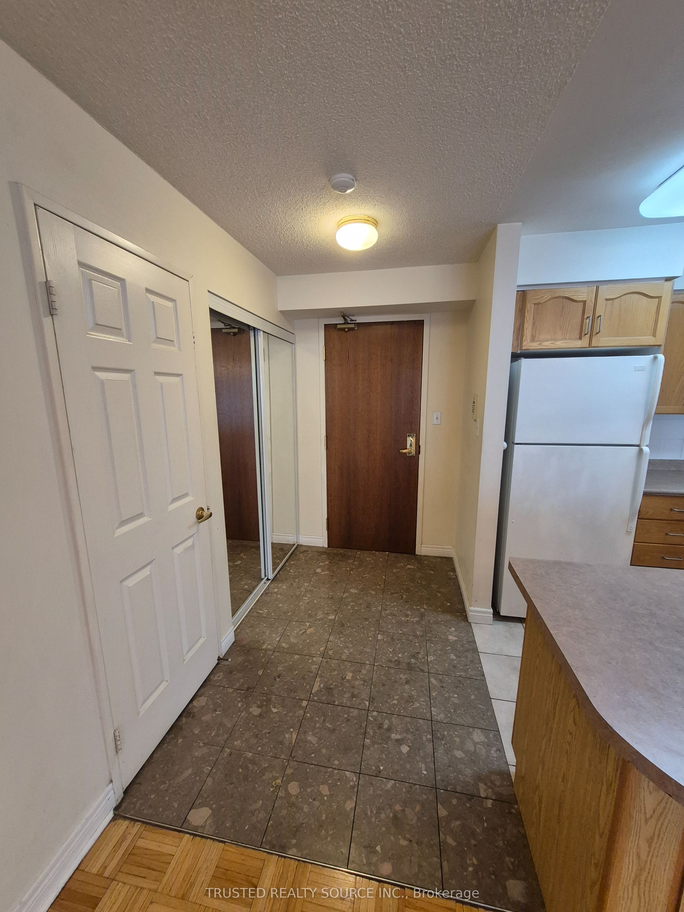 #2302 - 156 Enfield Place Property Photo 16