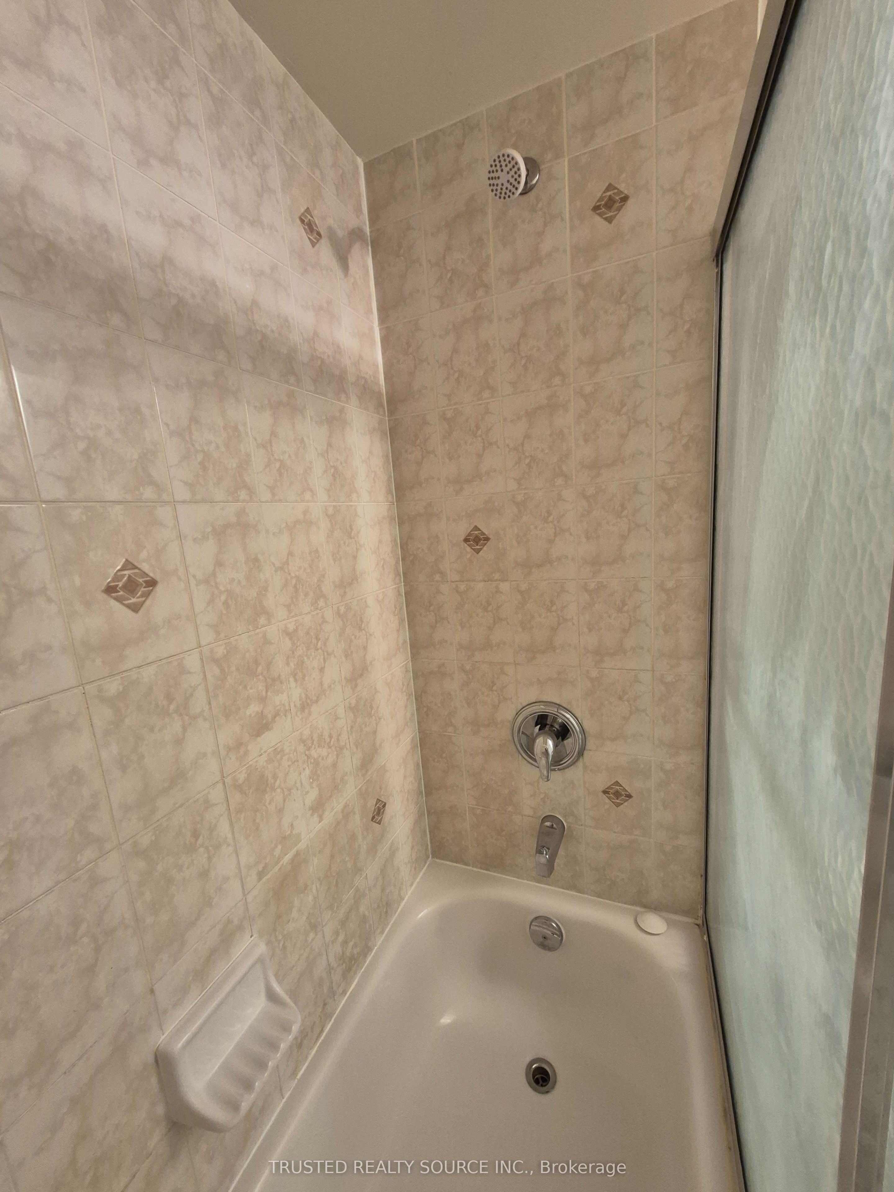 #2302 - 156 Enfield Place Property Photo 26