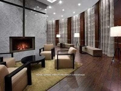 #ph01 - 330 Burnhamthorpe Road Property Photo 13