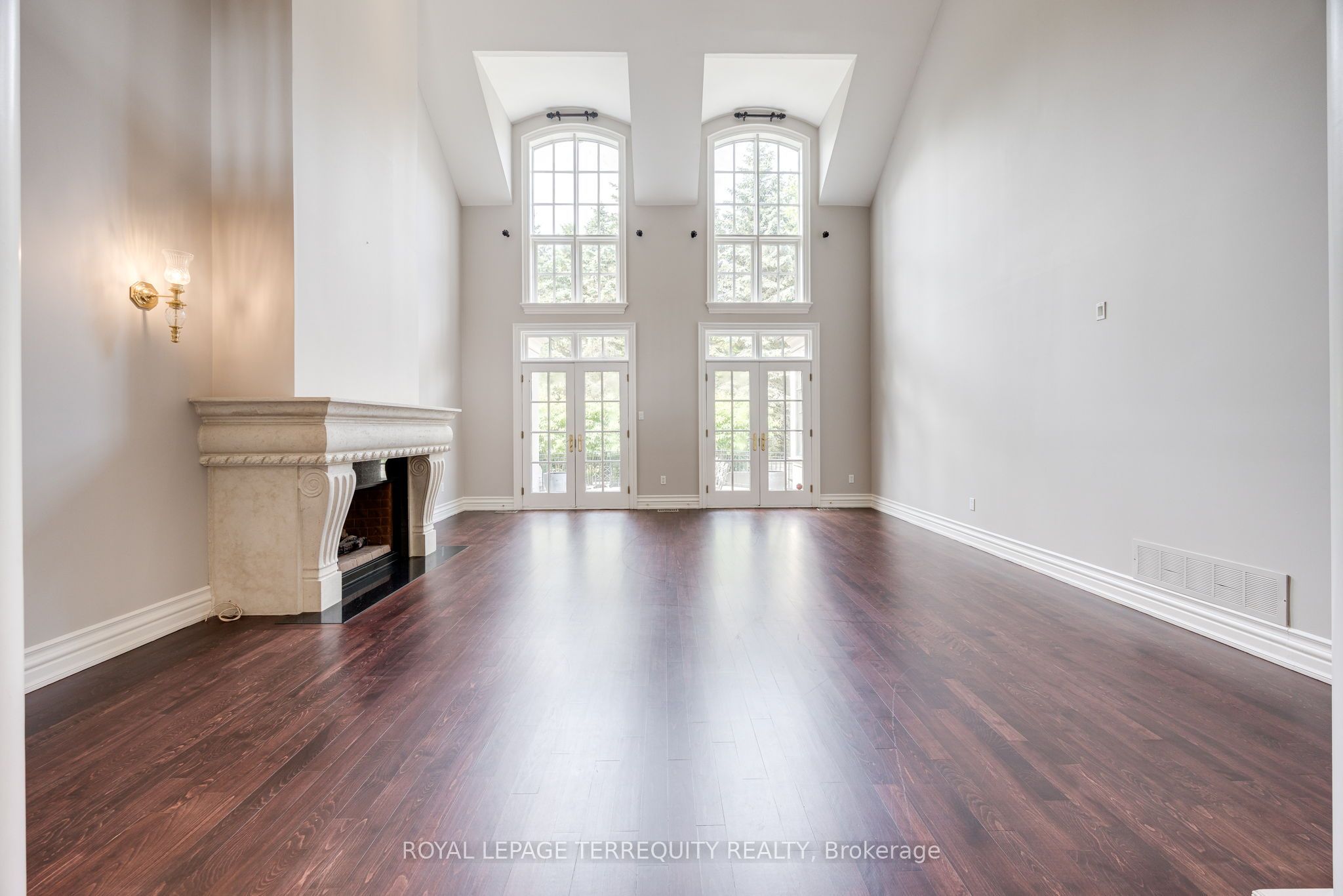 88 Bel Air Drive Property Photo 3