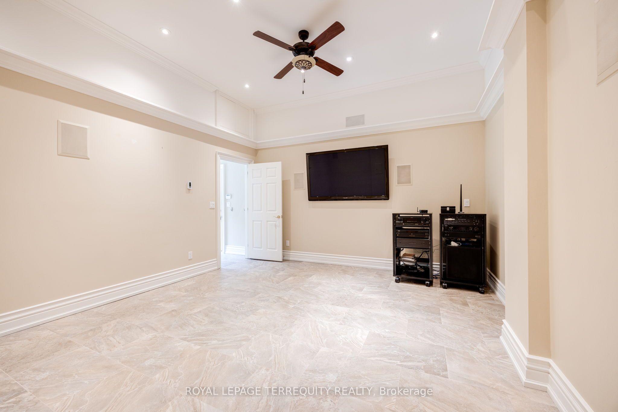 88 Bel Air Drive Property Photo 17