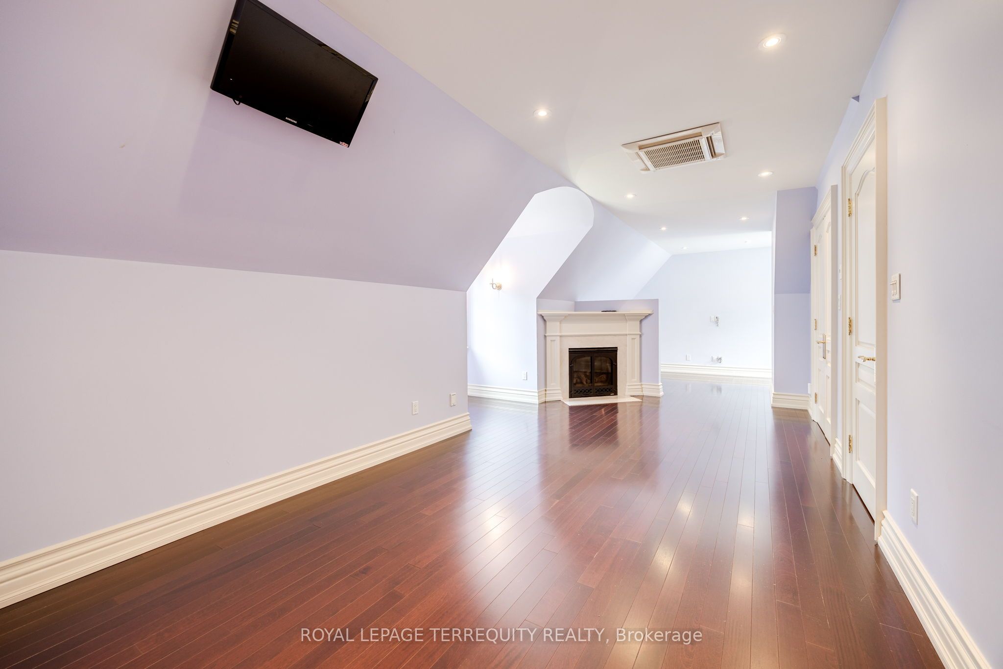 88 Bel Air Drive Property Photo 31