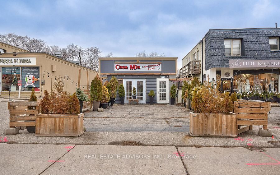 2361 Lakeshore Road Property Photo 2