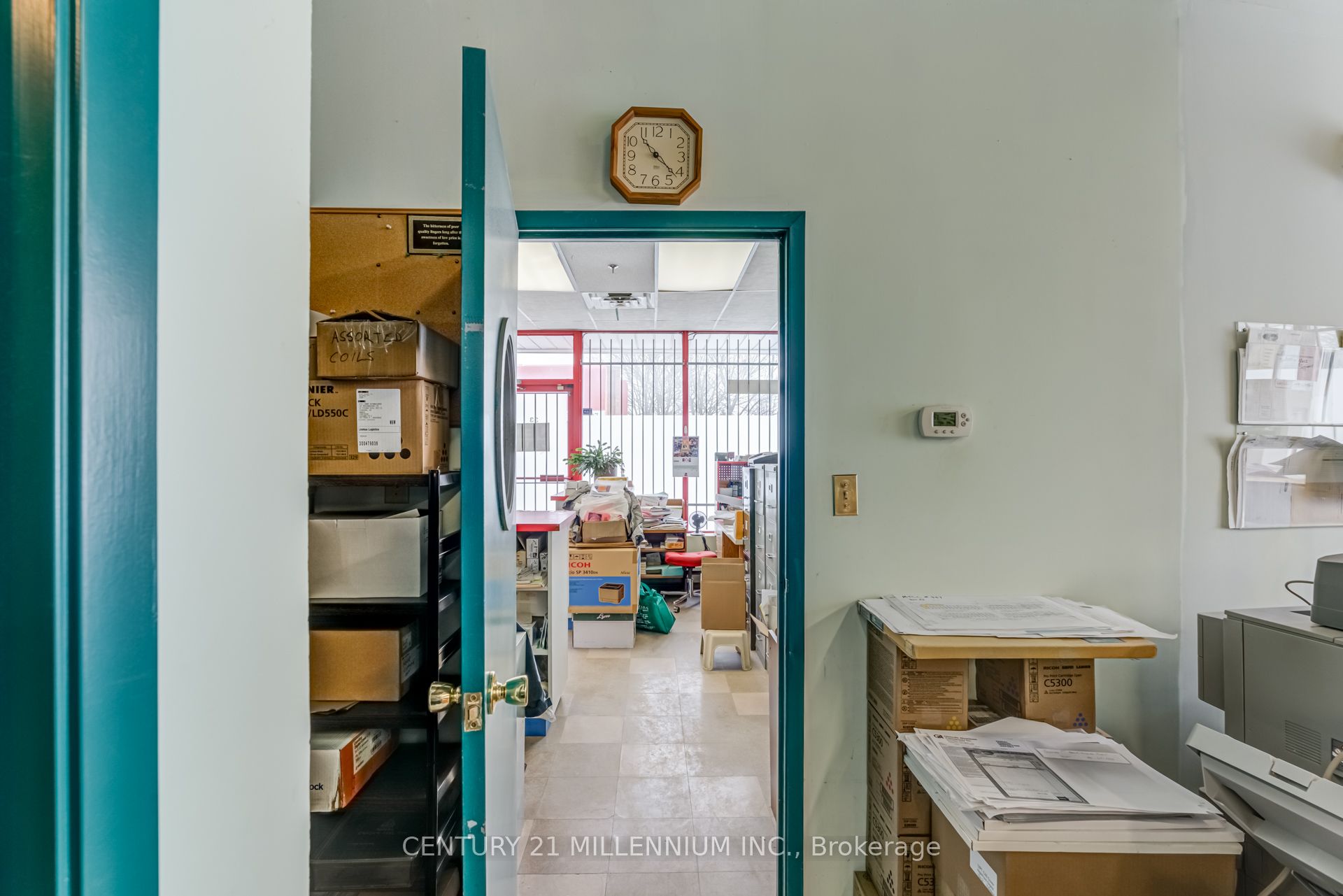 #33 - 24 Steinway Boulevard Property Photo 17