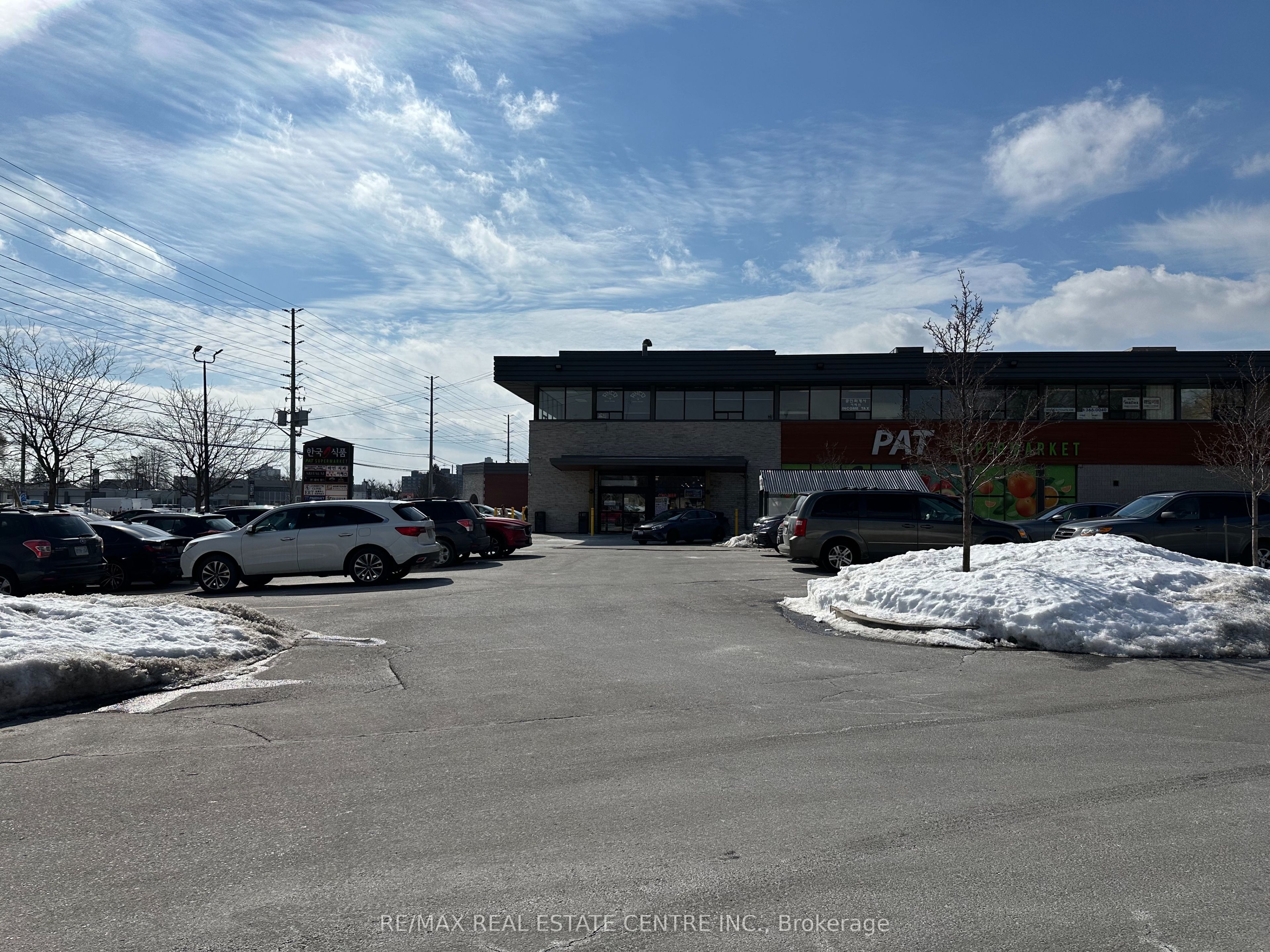 #207 - 333 Dundas Street Property Photo 3