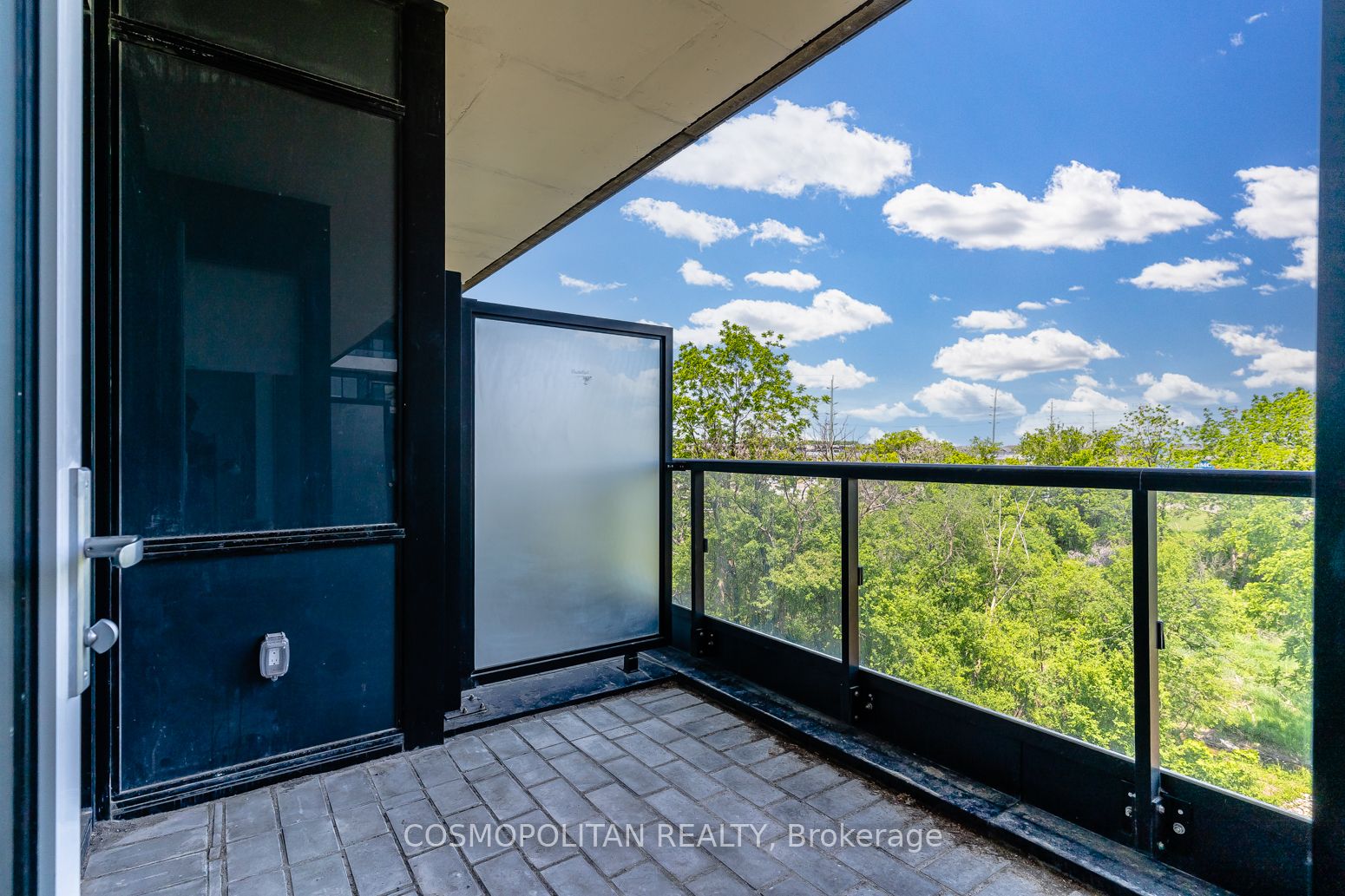 #224 - 2485 Taunton Road Property Photo 14