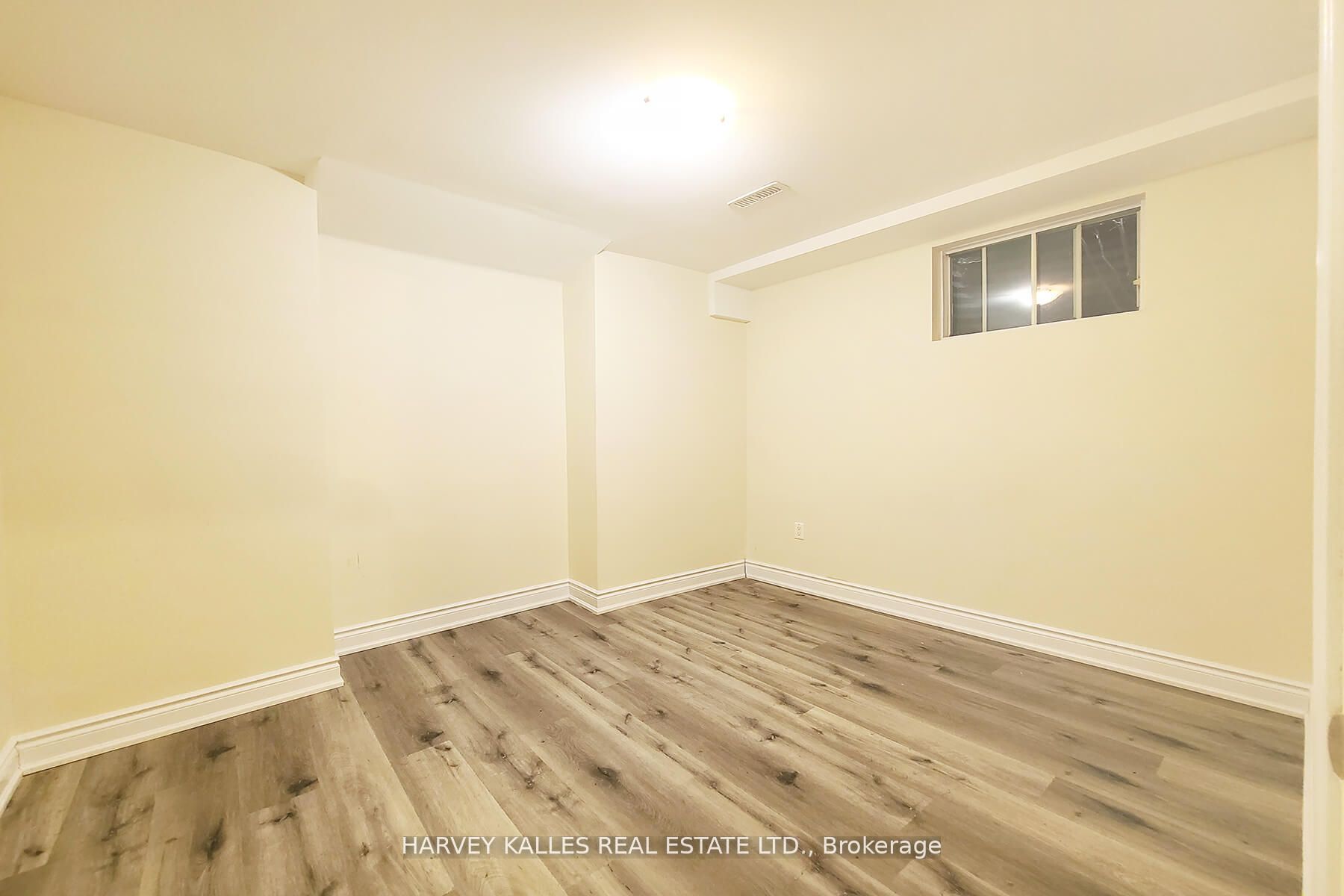 #lower - 99 Stilecroft Drive Property Photo 13