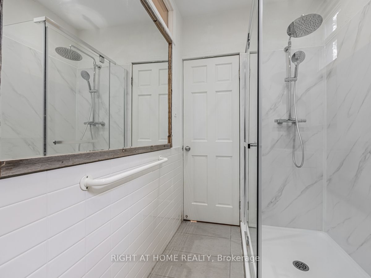 547 Saint Clarens Avenue Property Photo 14