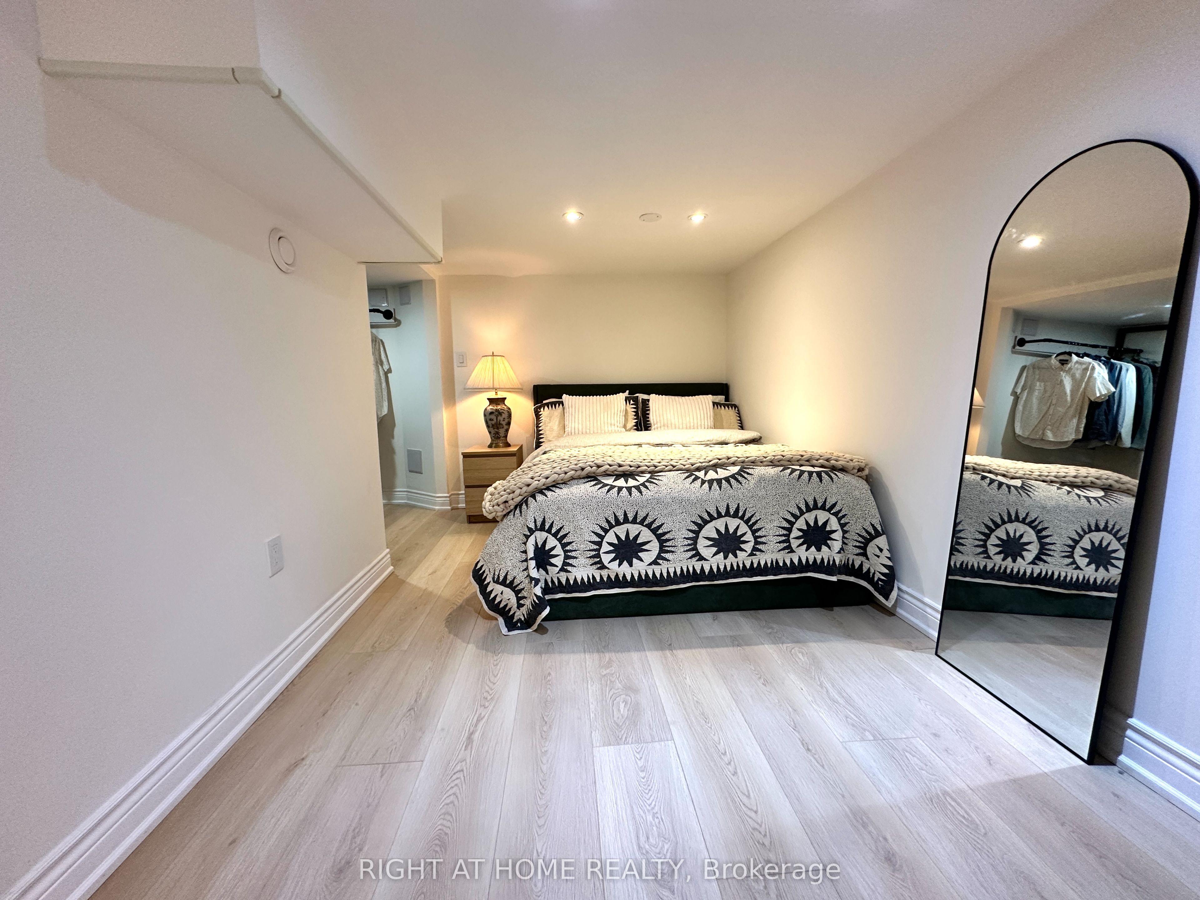 547 Saint Clarens Avenue Property Photo 31