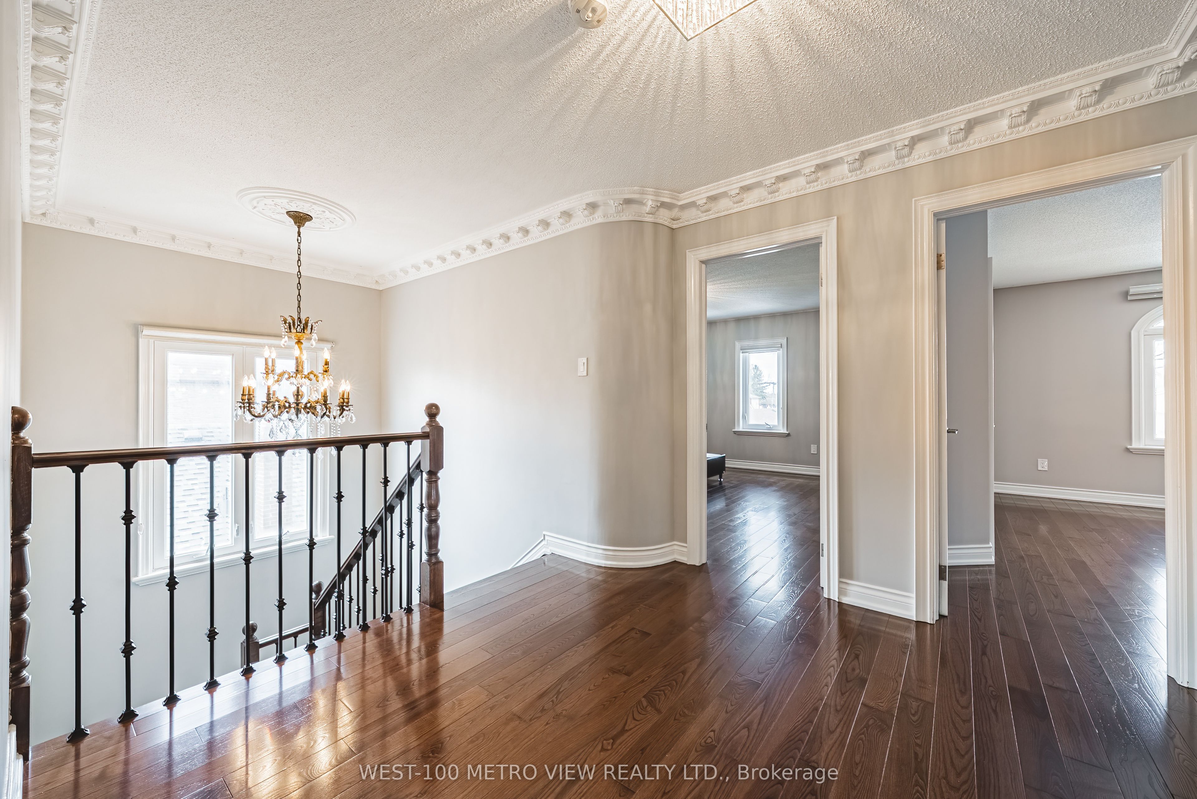 589 Glen Park Avenue Property Photo 13