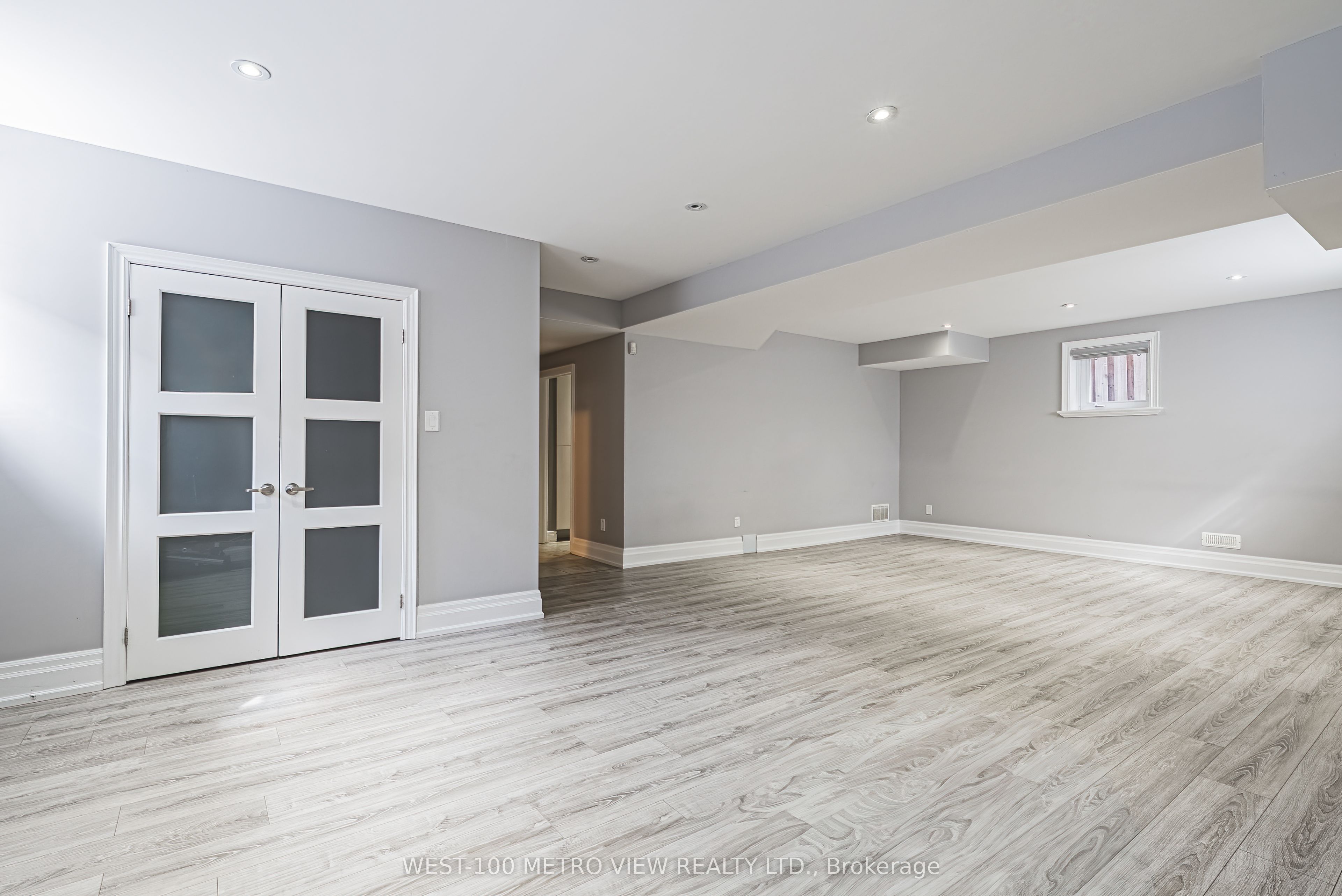 589 Glen Park Avenue Property Photo 26