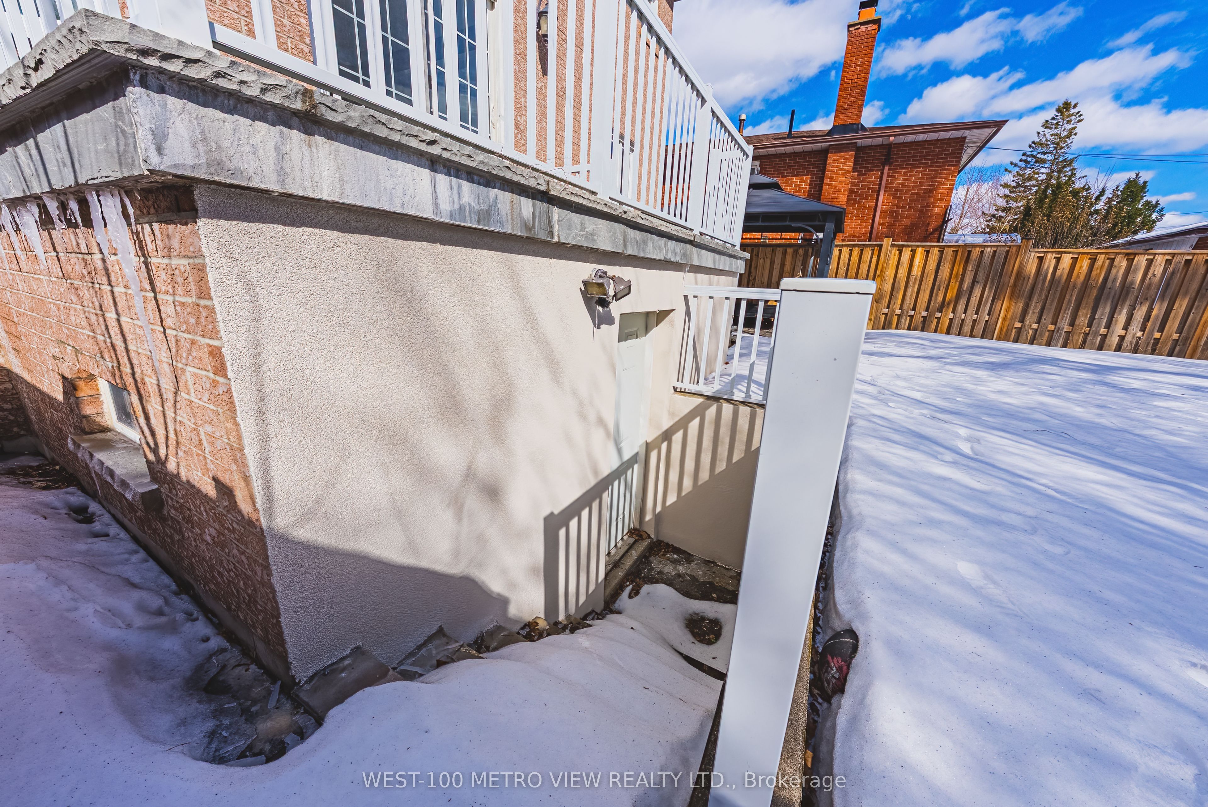 589 Glen Park Avenue Property Photo 30