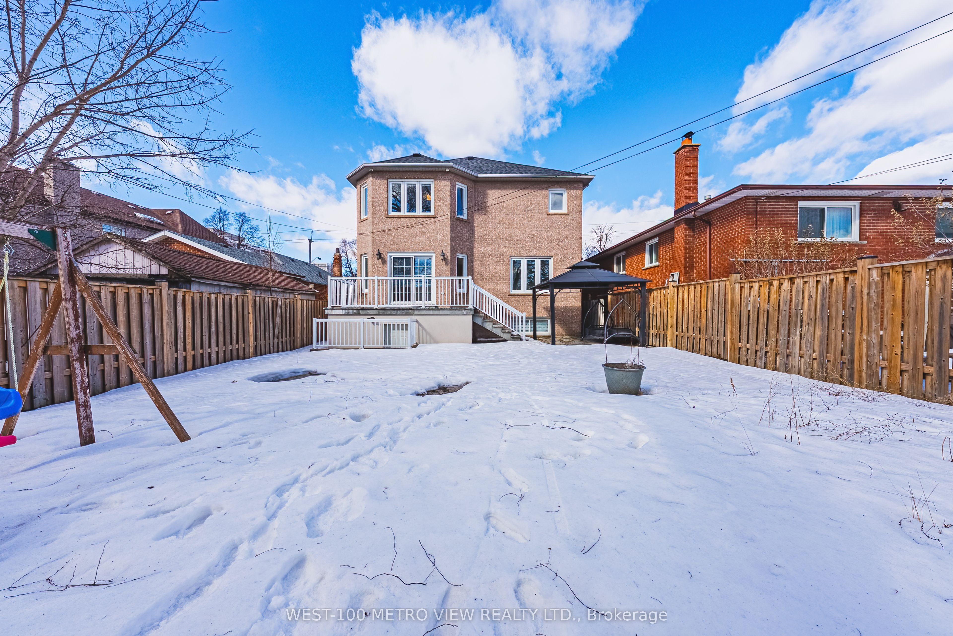 589 Glen Park Avenue Property Photo 31