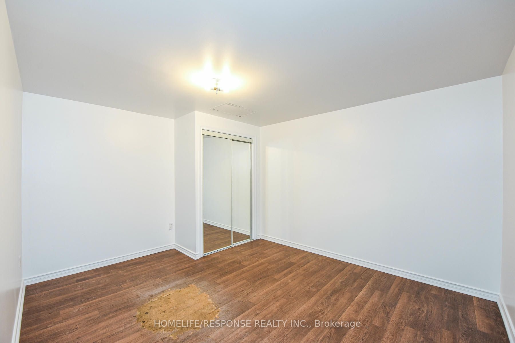 #21 - 1060 Britannia Road Property Photo 7