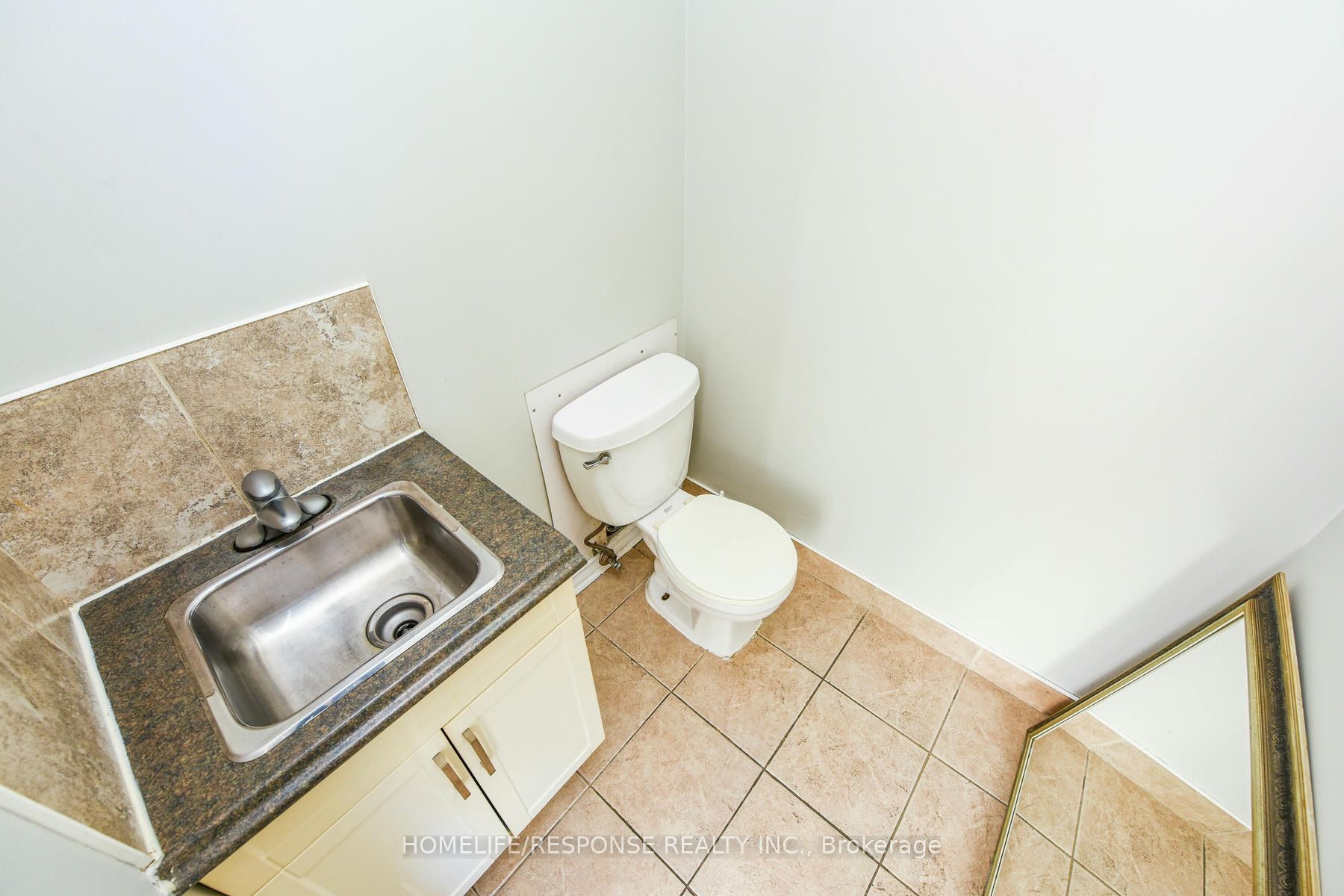 #21 - 1060 Britannia Road Property Photo 13
