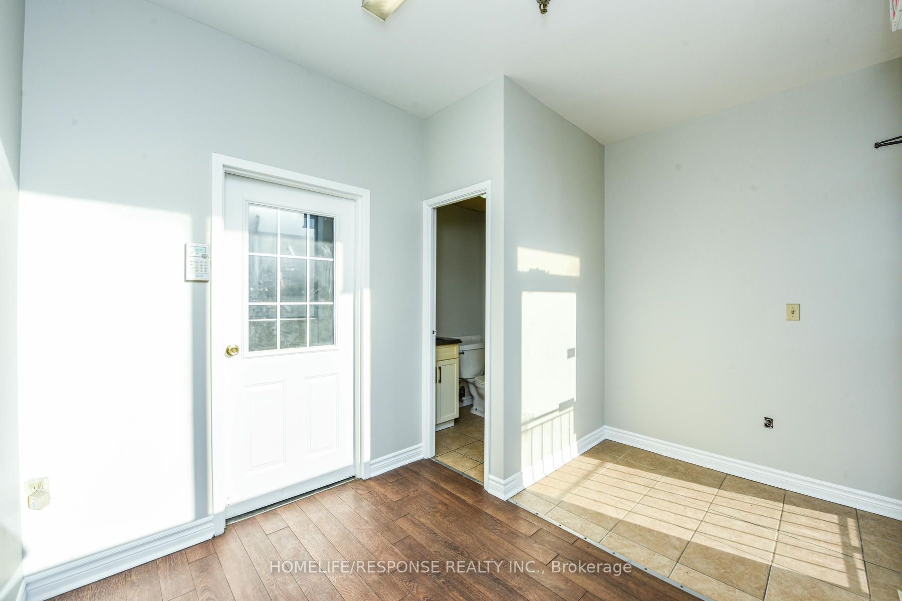 #21 - 1060 Britannia Road Property Photo 15